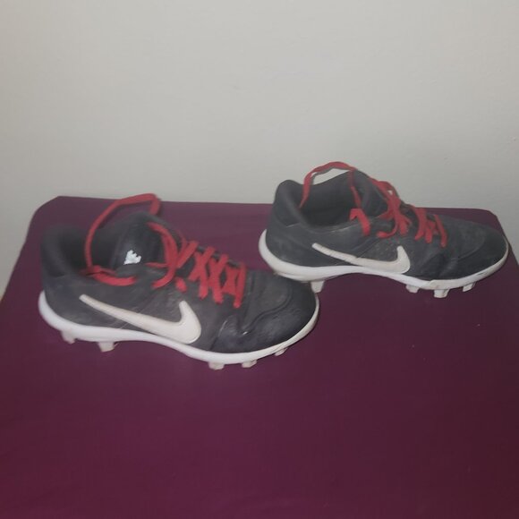 Nike Black and Red Boys Baseball Cleats Size 2 Youth - Picture 3 of 5